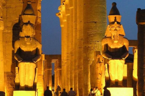 Luxor-Temple_Med_2