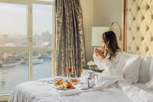 breakfast_in_bed